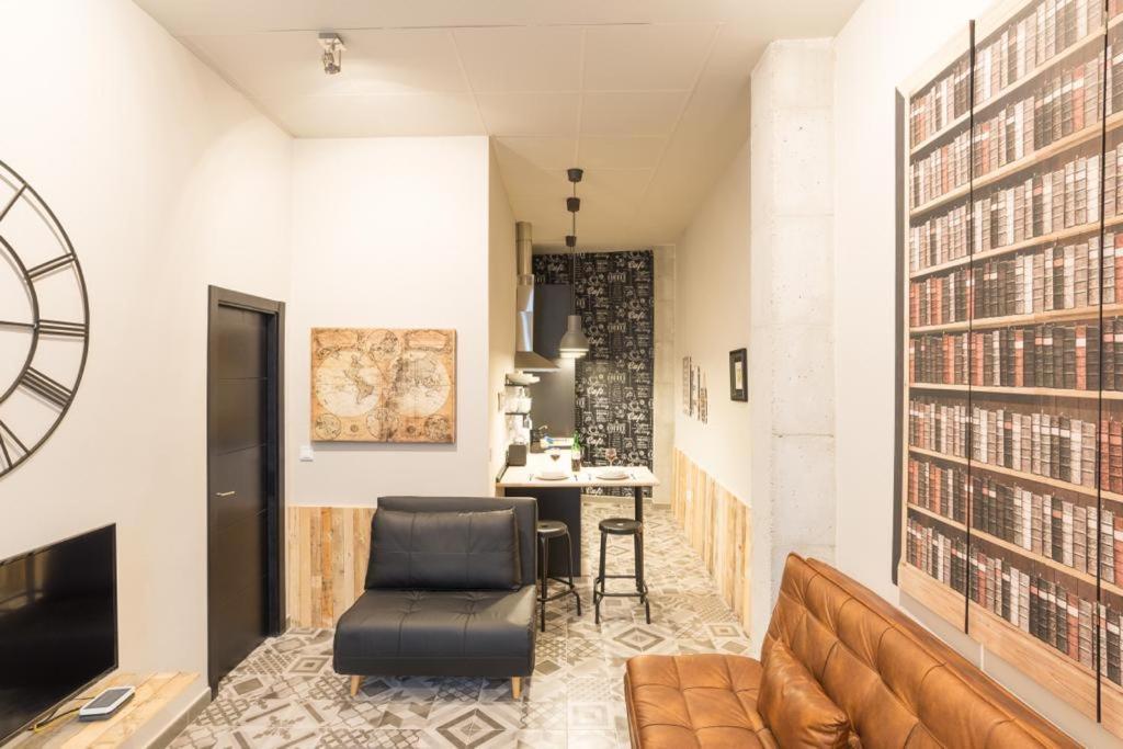 Apartament Historical Center Ollerias Malaga Zewnętrze zdjęcie