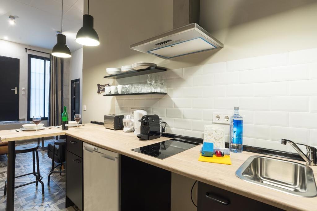 Apartament Historical Center Ollerias Malaga Zewnętrze zdjęcie